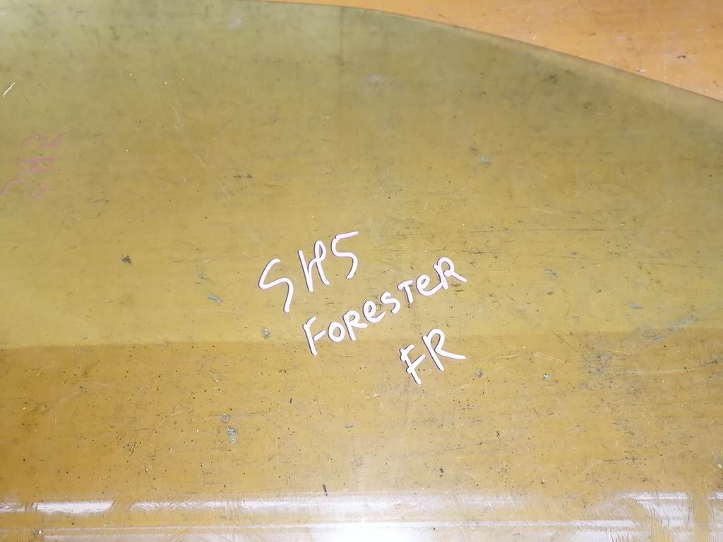 FORESTER SH5 СТЕКЛО ПЕРЕДНЕЕ ПРАВОЕ Subaru Forester