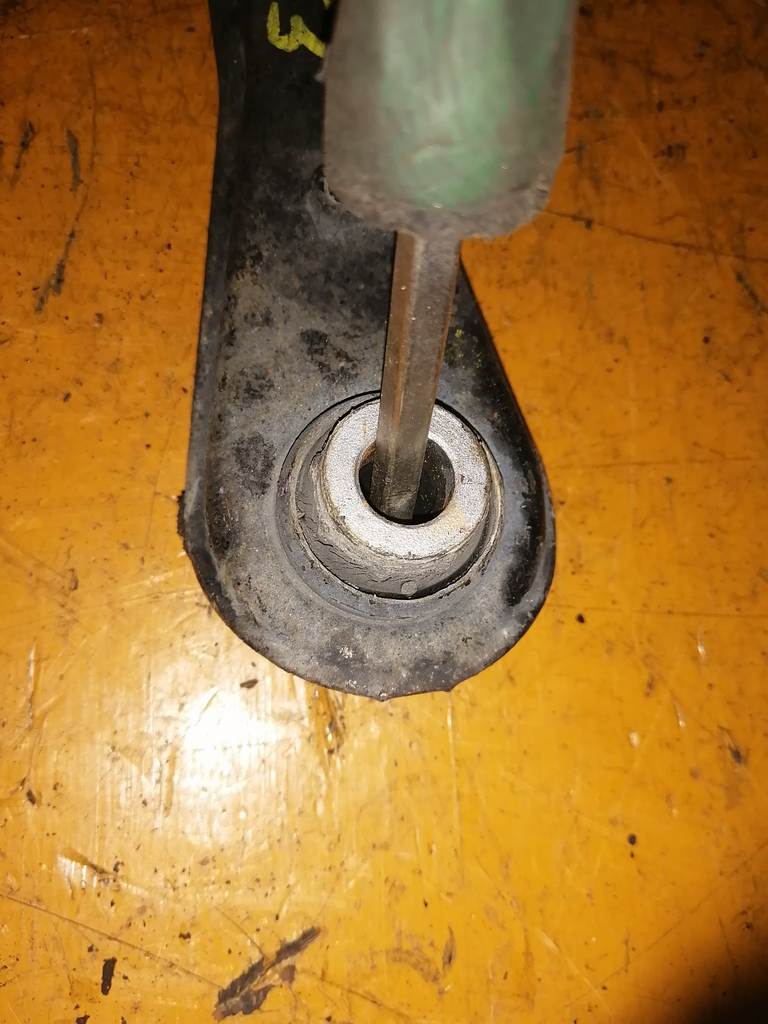STEPWGN RF3 РЫЧАГ ЗАДНИЙ К 3 Honda Stepwgn