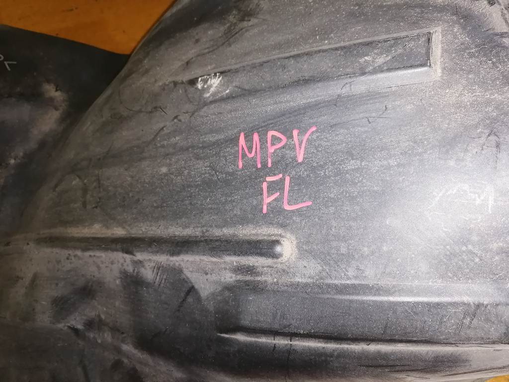 MPV LWFW ПОДКРЫЛОК ПЕРЕДНИЙ ЛЕВЫЙ Mazda MPV