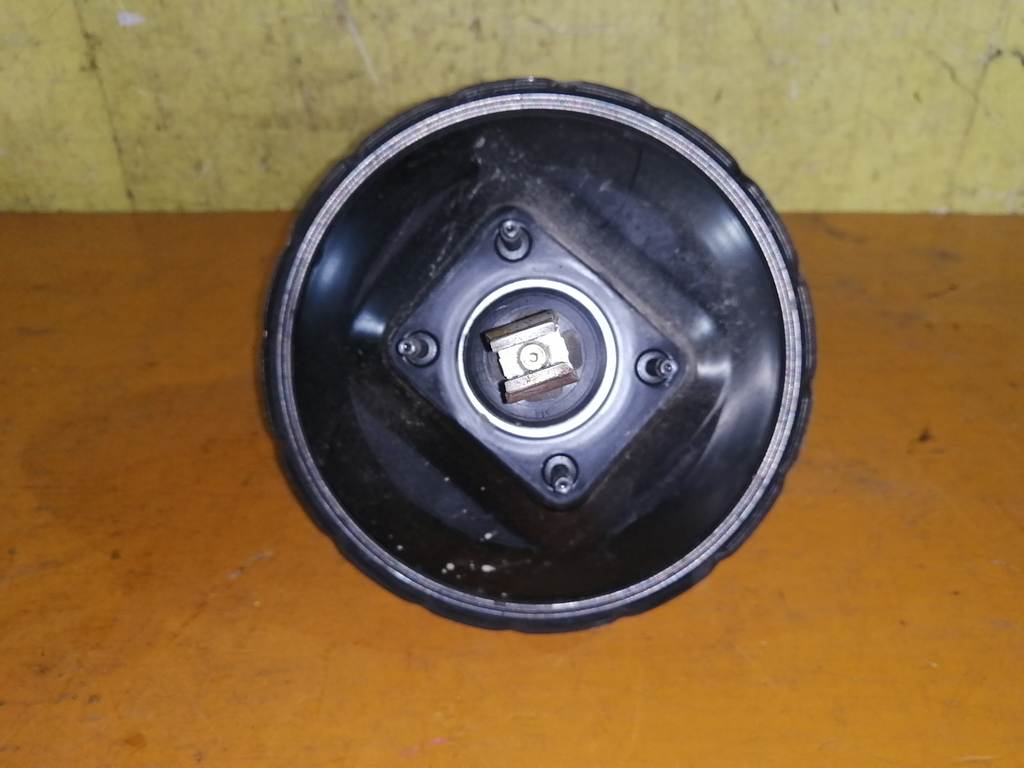 MPV LWFW ГЛАВНЫЙ ТОРМОЗНОЙ+ВАКУУМНИК Mazda MPV