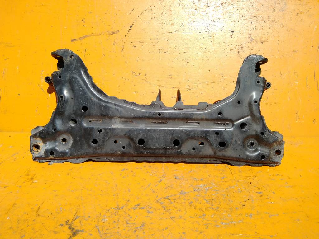 DEMIO DE3FS БАЛКА ПОПЕРЕЧНАЯ Mazda Demio