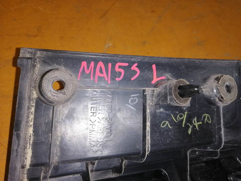 SOLIO MA15S НАКЛАДКА КРЫЛА ЛЕВЫЙ 77130-54M0 L Suzuki Solio