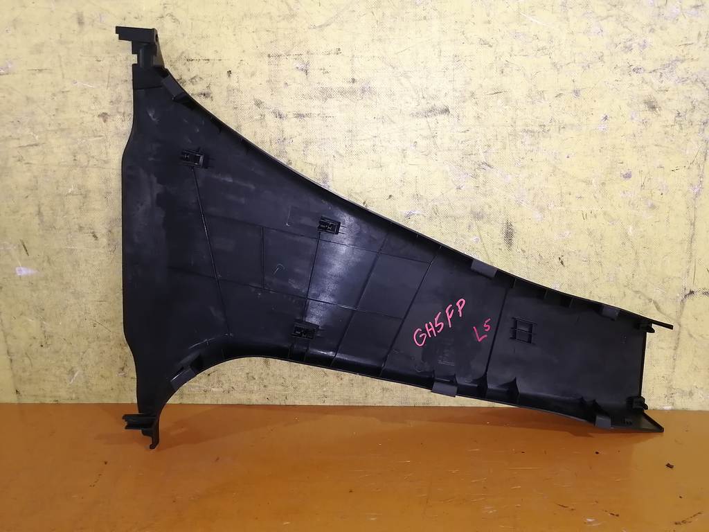 ATENZA GH5FP НАКЛАДКА НА СТОЙКУ КУЗОВА ЛЕВАЯ 5 Mazda Atenza