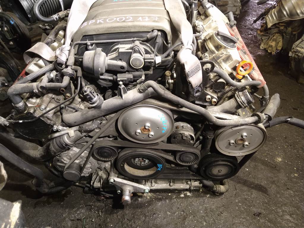 Двигатель Audi A8
