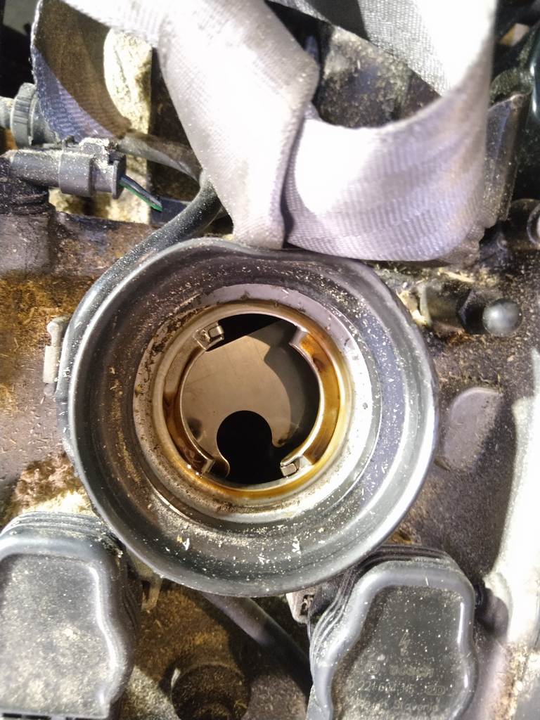 CDH №083363 ДВИГАТЕЛЬ С НАВЕСНЫМ Audi A4