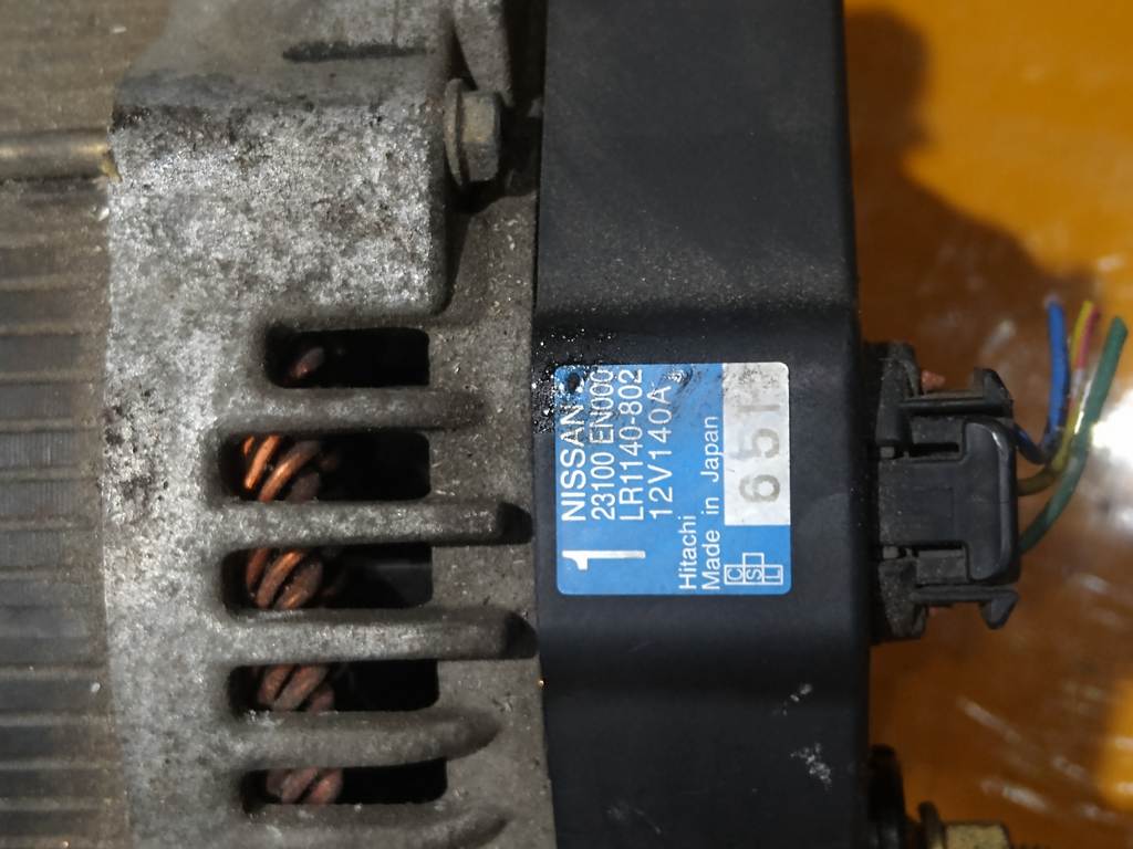 MR20DE ГЕНЕРАТОР 23100 EN000 Nissan Serena