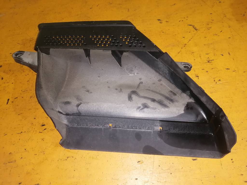 AUDI A4 8K5 ВОЗДУХОЗАБОРНИК 8K0 129 618 Audi A4
