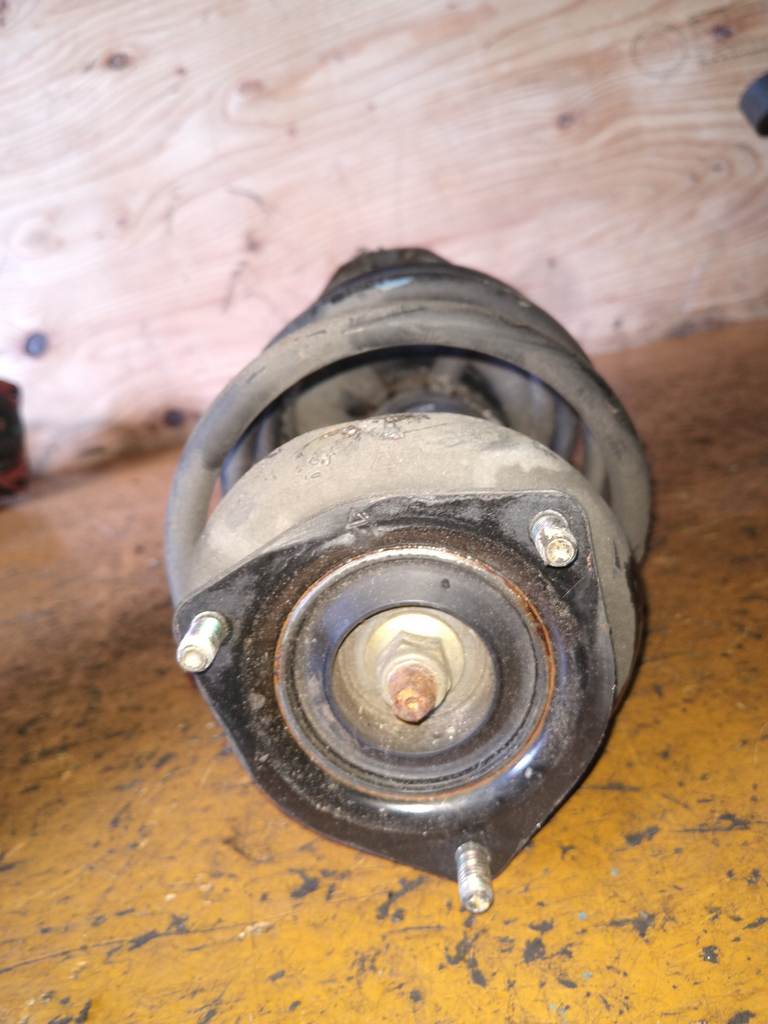 Подвеска Nissan Sunny