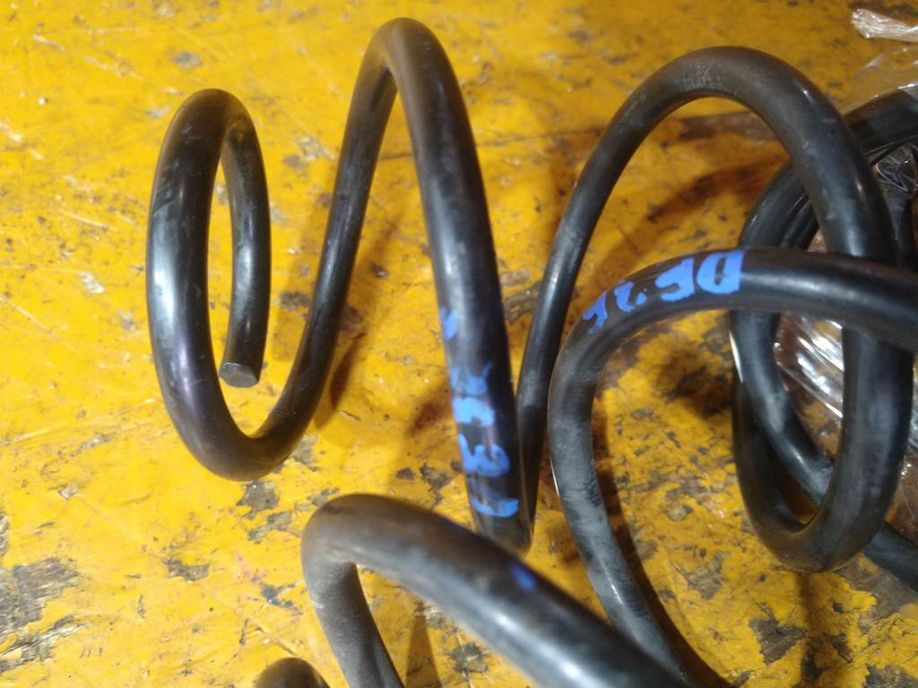 DEMIO DE3FS ПРУЖИНА (ПАРА) Mazda Demio