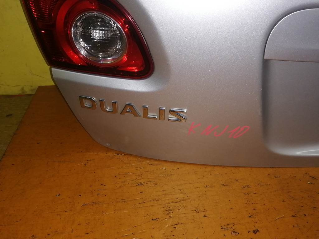 DUALIS KNJ10 ДВЕРЬ 5-Я, дефект Nissan Dualis