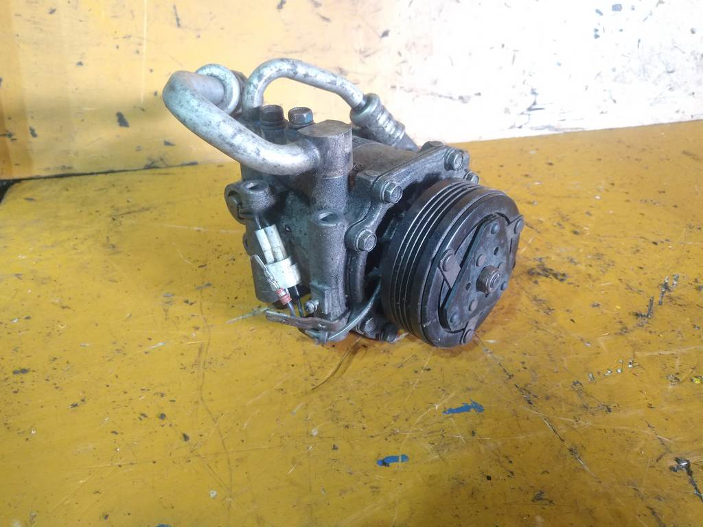 4A30 КОМПРЕССОР КОНДИЦИОНЕРА MR5000 04 Mitsubishi Pajero Mini