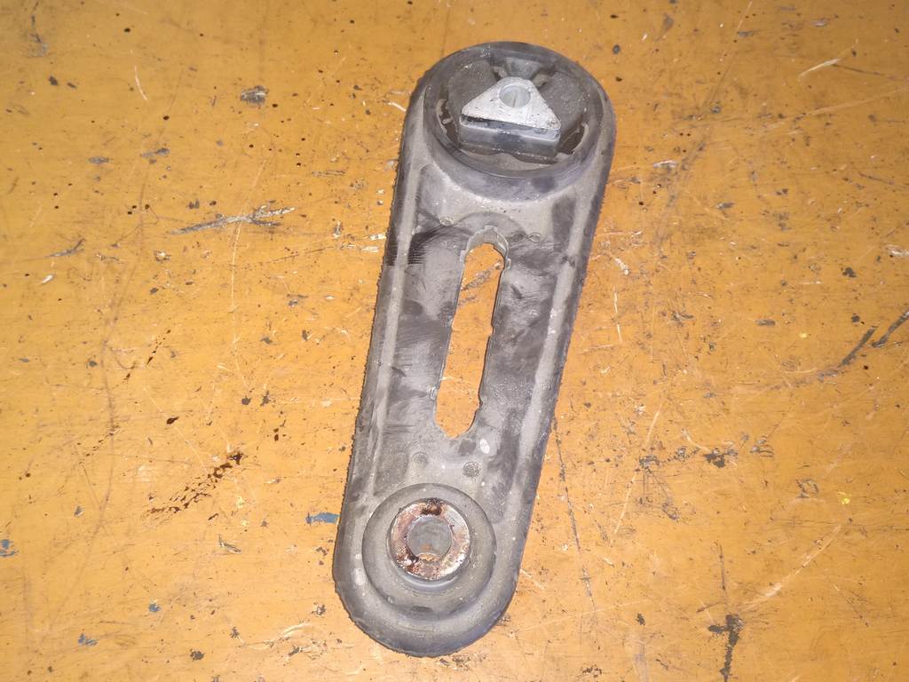 MARCH AK12 ПОДУШКА ДВС ЗАД. Nissan March