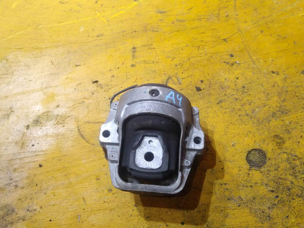подушка двигателя Audi A4