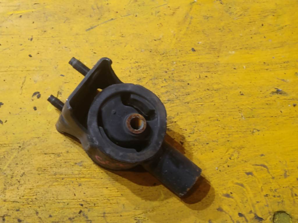 IMPREZA GG2 ПОДУШКА КПП Subaru Impreza