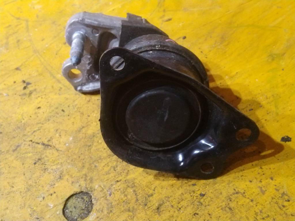 FIT GE6 ПОДУШКА ДВС ПРАВАЯ Honda Fit