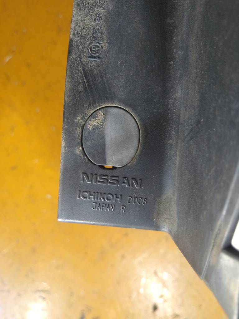 SERENA CC25 СТОП ПРАВЫЙ D008 
Фонарь Nissan Serena