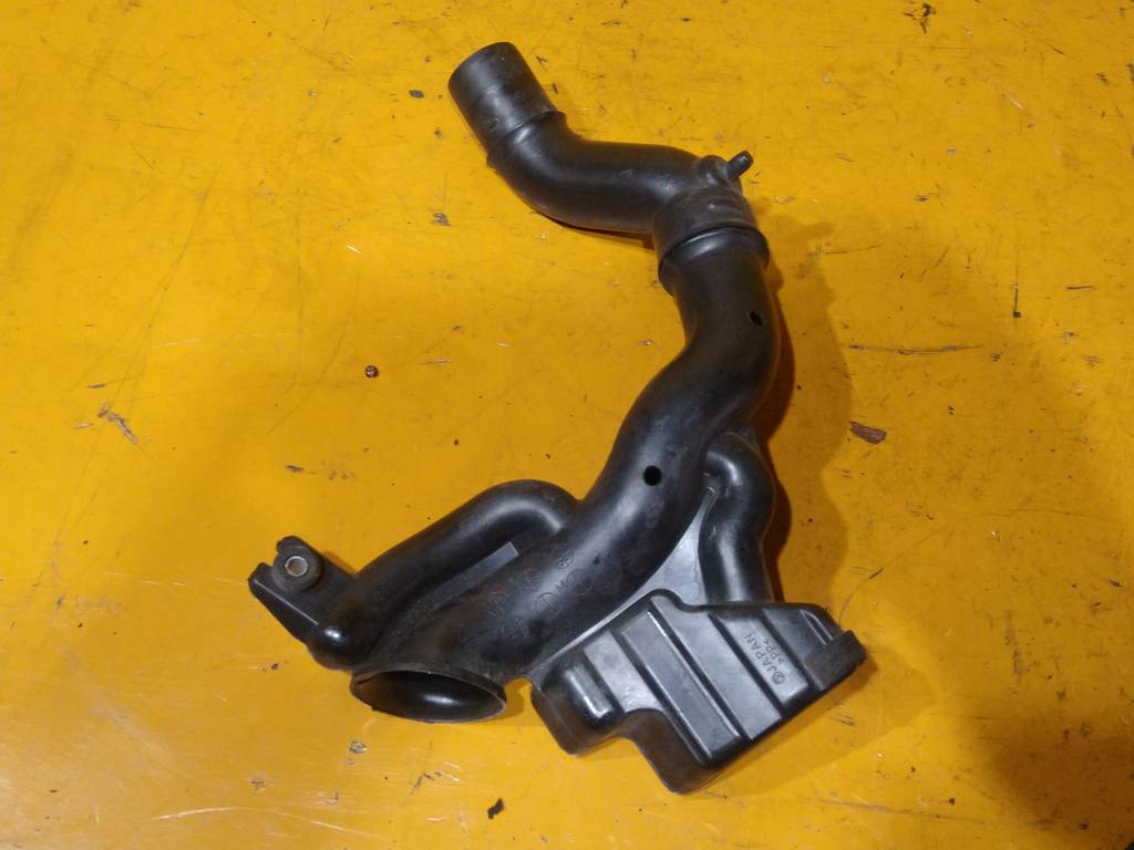 STELLA RN1 ВОЗДУХОЗАБОРНИК Subaru Stella