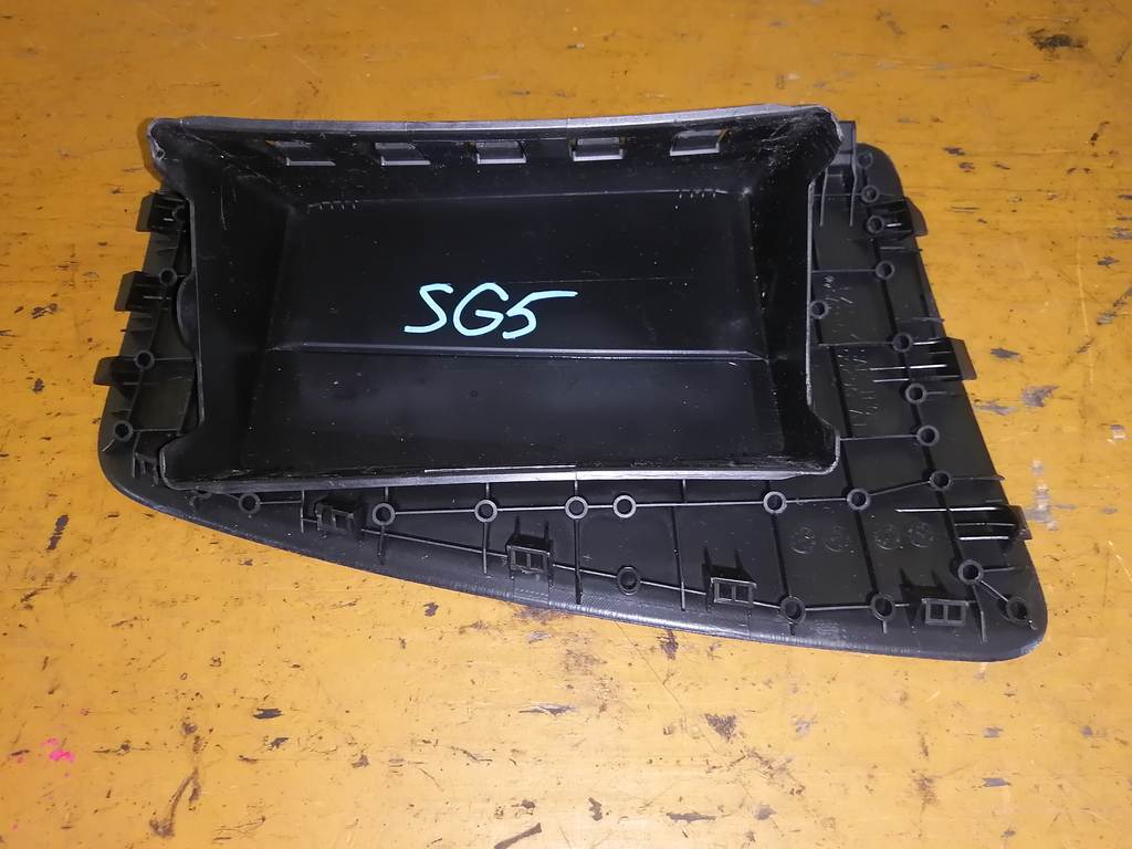 FORESTER SG5 НАКЛАДКА SRS ПАССАЖ. Subaru Forester
