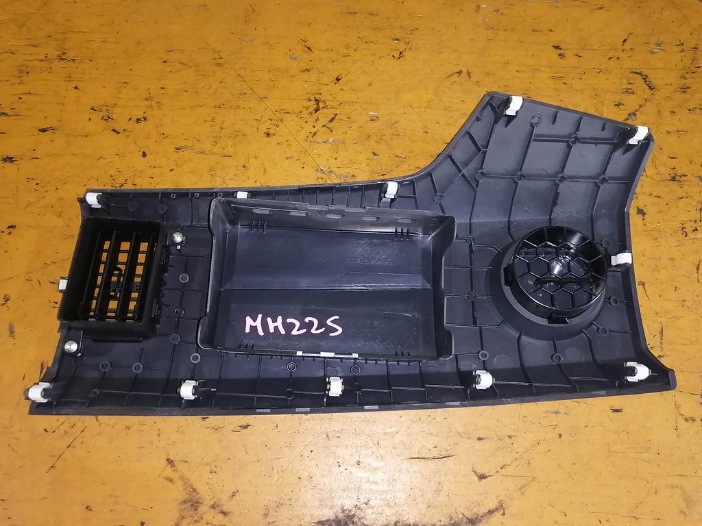WAGON R MH22S НАКЛАДКА SRS ПАССАЖ. Suzuki Wagon R