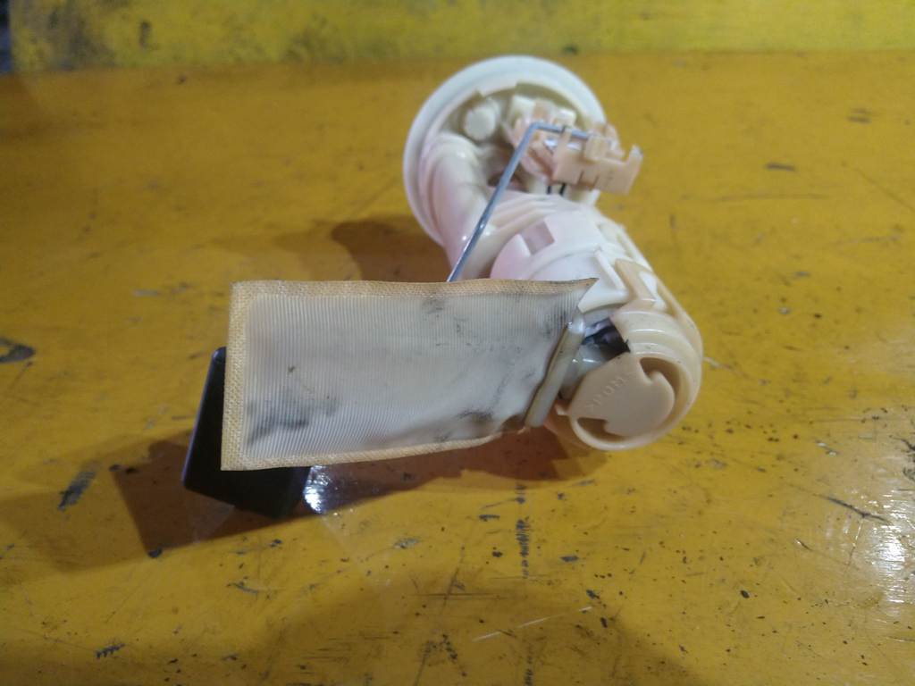 STELLA RN1 БЕНЗОНАСОС Subaru Stella