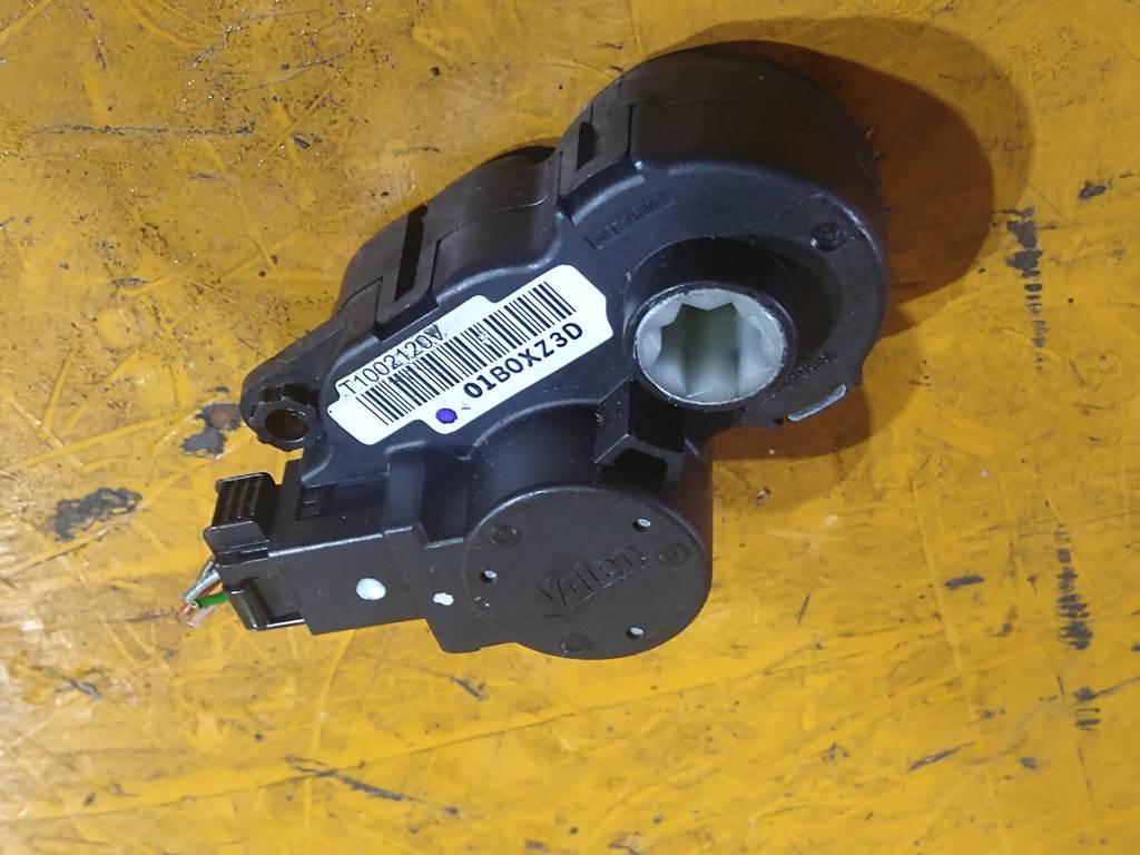 PEUGEOT 308 4E СЕРВОПРИВОД ЗАСЛОНОК ПЕЧКИ T1002120V Peugeot 308