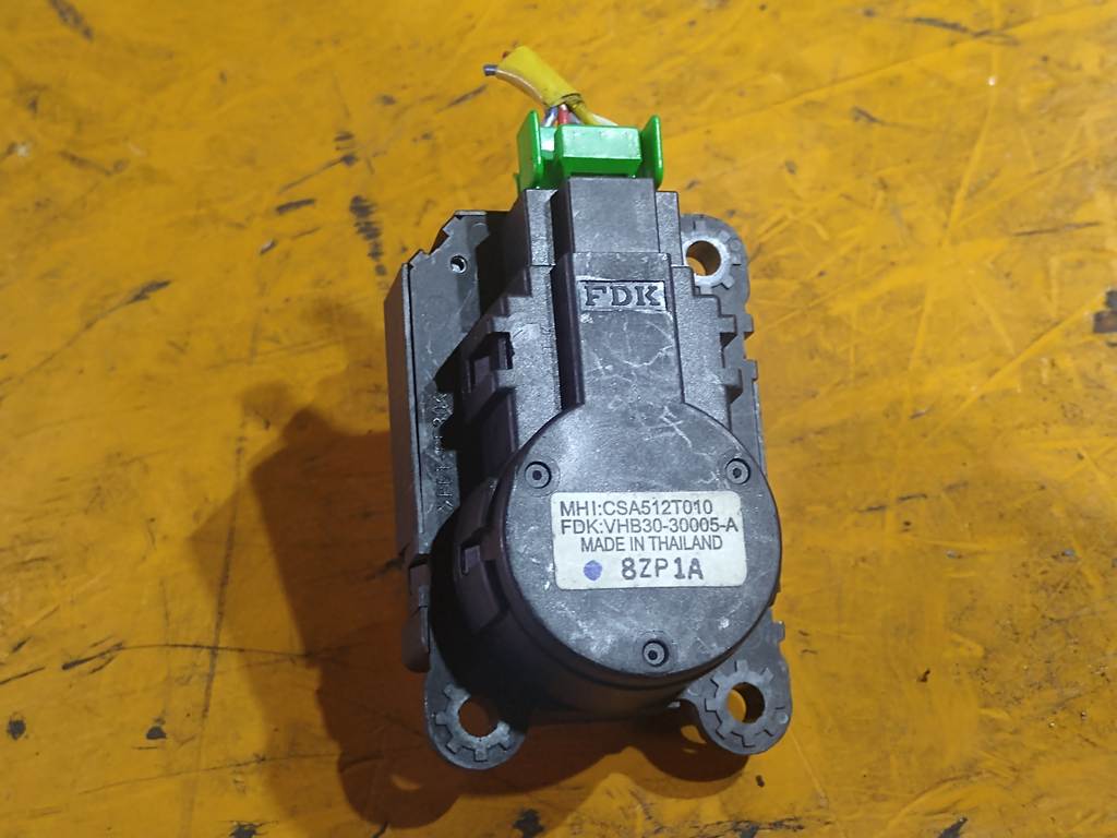 OUTLANDER CW5W СЕРВОПРИВОД ЗАСЛОНОК ПЕЧКИ CSA512T010 Mitsubishi Outlander