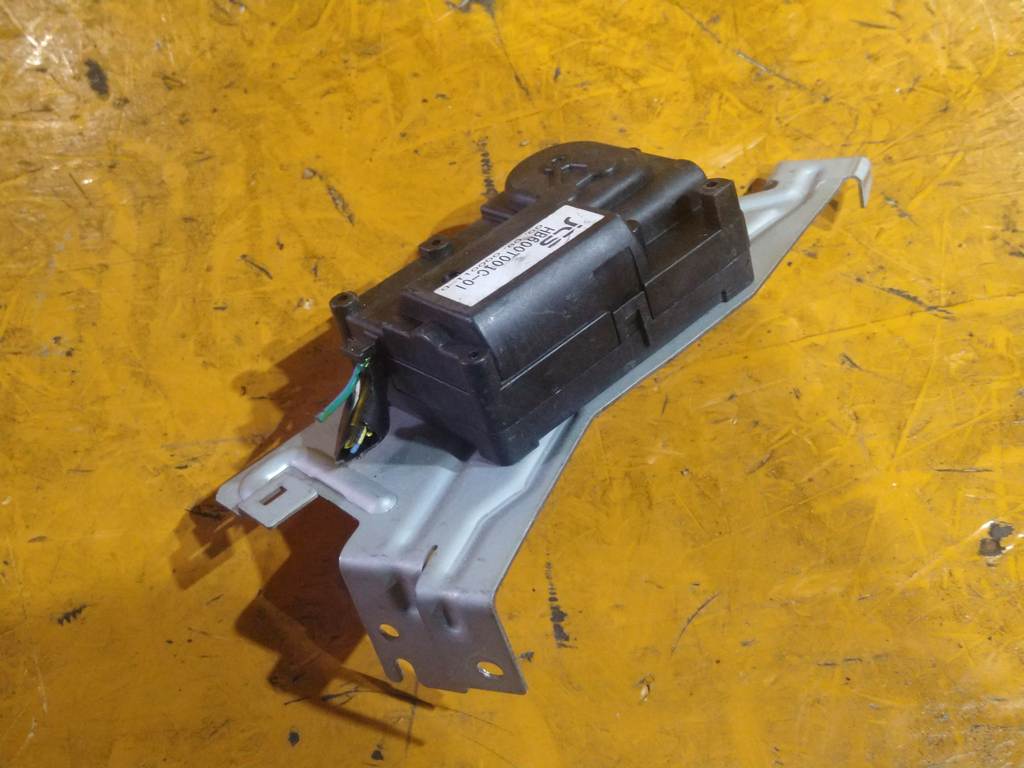 MILLENIA TA5P СЕРВОПРИВОД ЗАСЛОНОК ПЕЧКИ HB600T001C-01 Mazda Millenia
