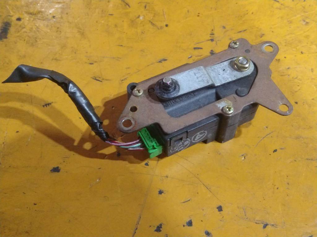 ODYSSEY RA2 СЕРВОПРИВОД ЗАСЛОНОК ПЕЧКИ 063700-6541 Honda Odyssey