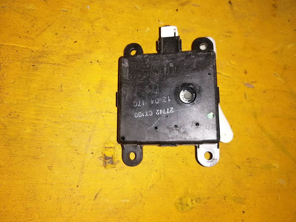SERENA NC26 СЕРВОПРИВОД ЗАСЛОНОК ПЕЧКИ 27742 СY100 Nissan Serena