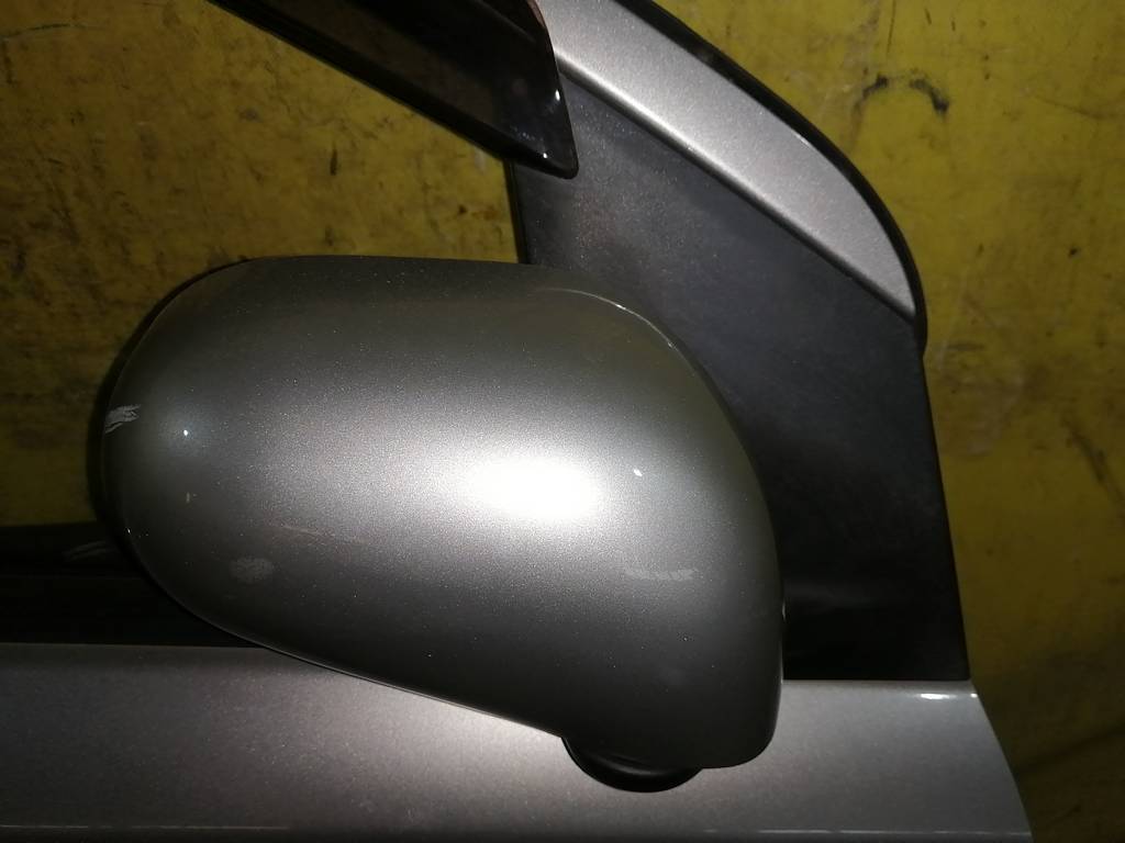 NOTE E11 ЗЕРКАЛО ПРАВОЕ 5К Nissan Note