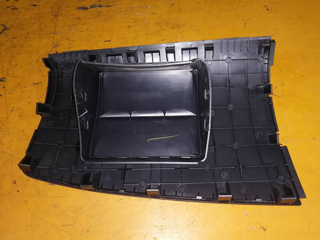KIX H59A AIRBAG НАКЛАДКА ПАССАЖИРСКАЯ Nissan KIX