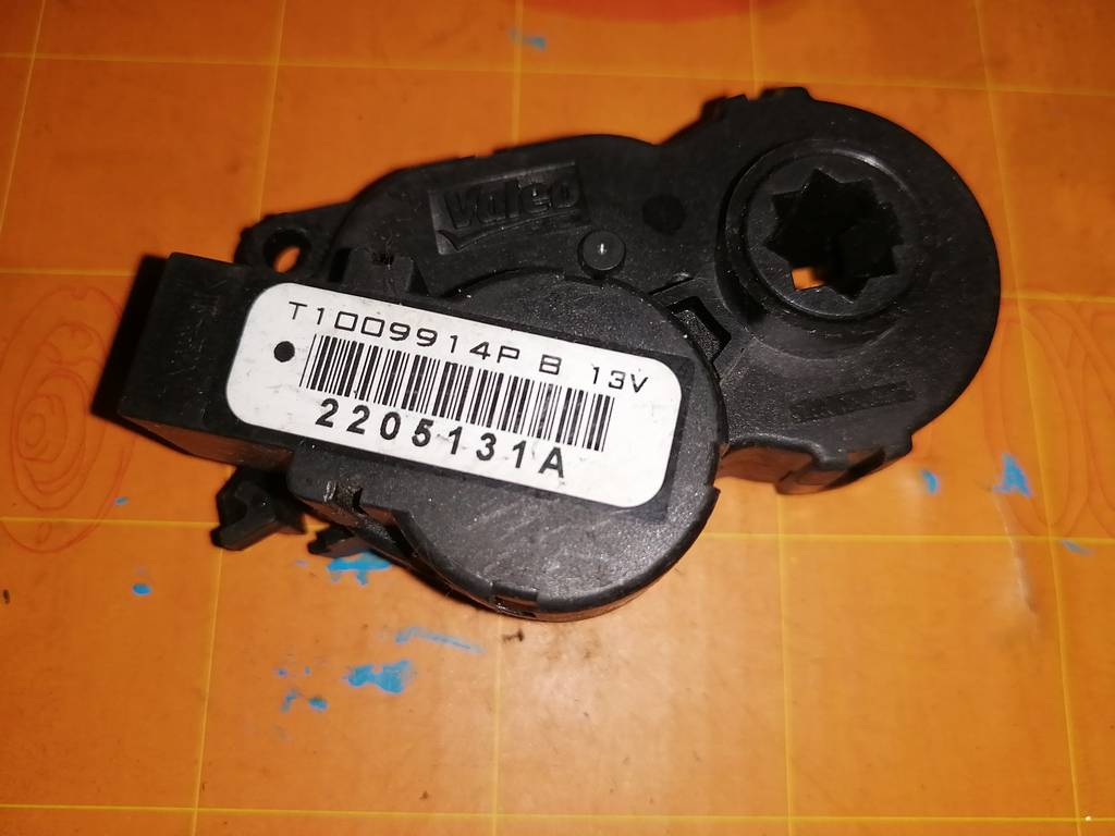 PEUGEOT 208 (A9) VF308 СЕРВОПРИВОД ЗАСЛОНОК ПЕЧКИ T1009914P B Peugeot 208