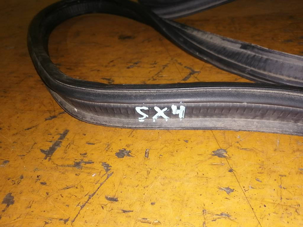 SX4 YA11S УПЛОТНИТЕЛЬ 5-Й ДВЕРИ Suzuki SX4