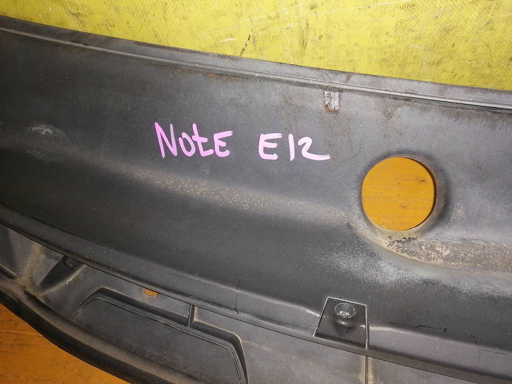 NOTE E12 ЖАБО Nissan Note