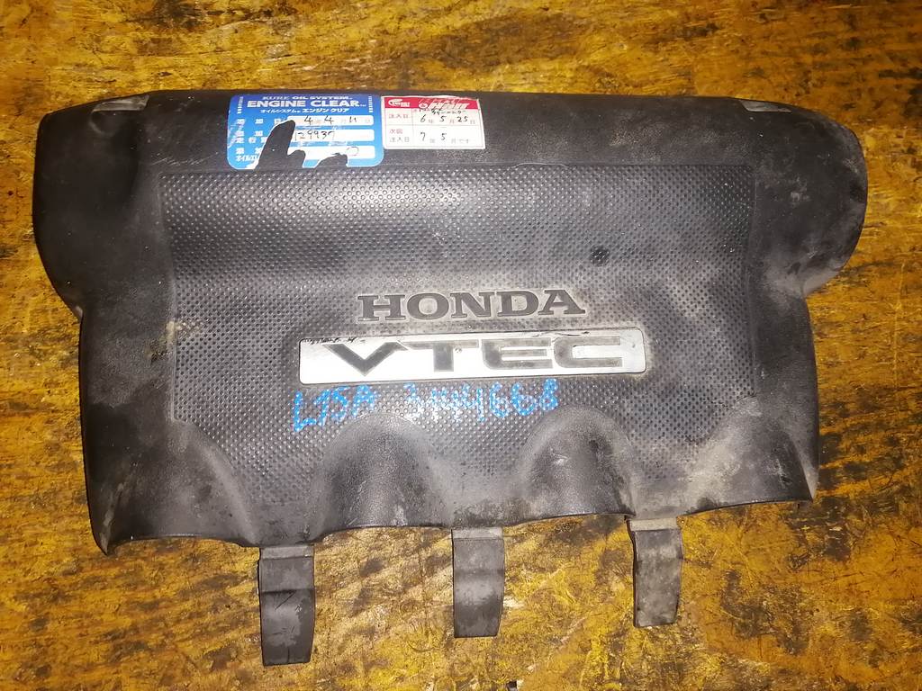 декоративная крышка двс Honda Mobilio Spike