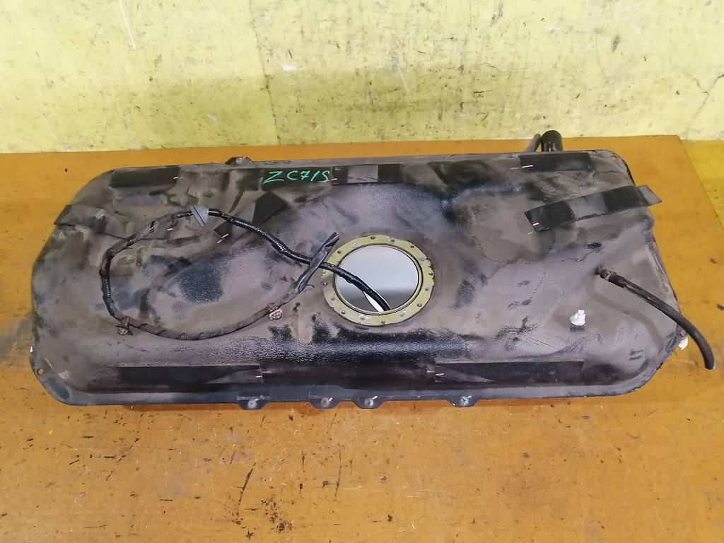 бак топливный Suzuki Swift