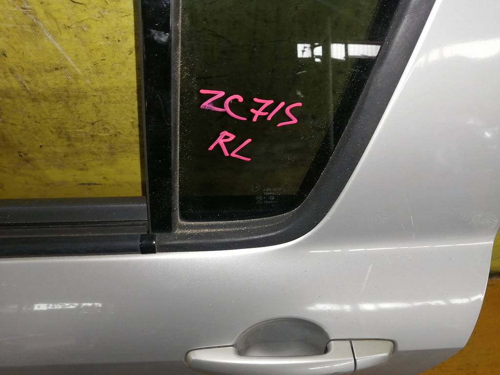 SWIFT ZC71S ДВЕРЬ ЗАДНЯЯ ЛЕВАЯ Suzuki Swift