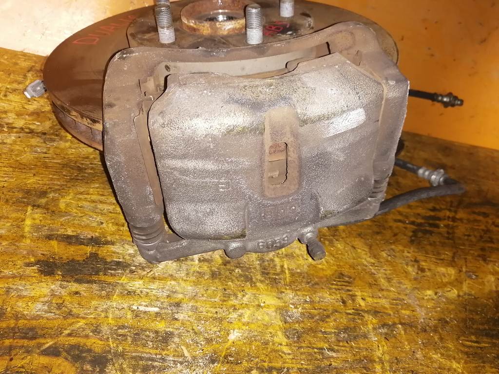 DUALIS KJ10 СТУПИЦА ПЕРЕДНЯЯ ПРАВАЯ ABS Nissan Dualis