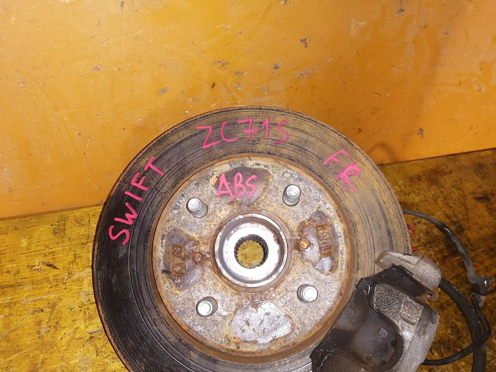 SWIFT ZC71S СТУПИЦА ПЕРЕДНЯЯ ПРАВАЯ ABS Suzuki Swift