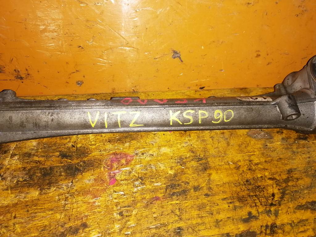 VITZ KSP90 РУЛЕВАЯ РЕЙКА Toyota Vitz