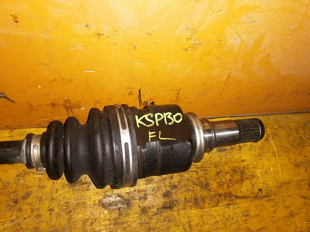 VITZ KSP130 ПРИВОД ПЕРЕДНИЙ ЛЕВЫЙ Toyota Vitz