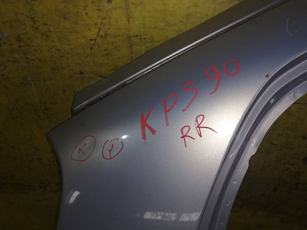VITZ KSP90 КРЫЛО ЗАДНЕЕ ПРАВОЕ Toyota Vitz