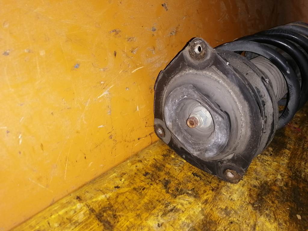 Подвеска Nissan Cube