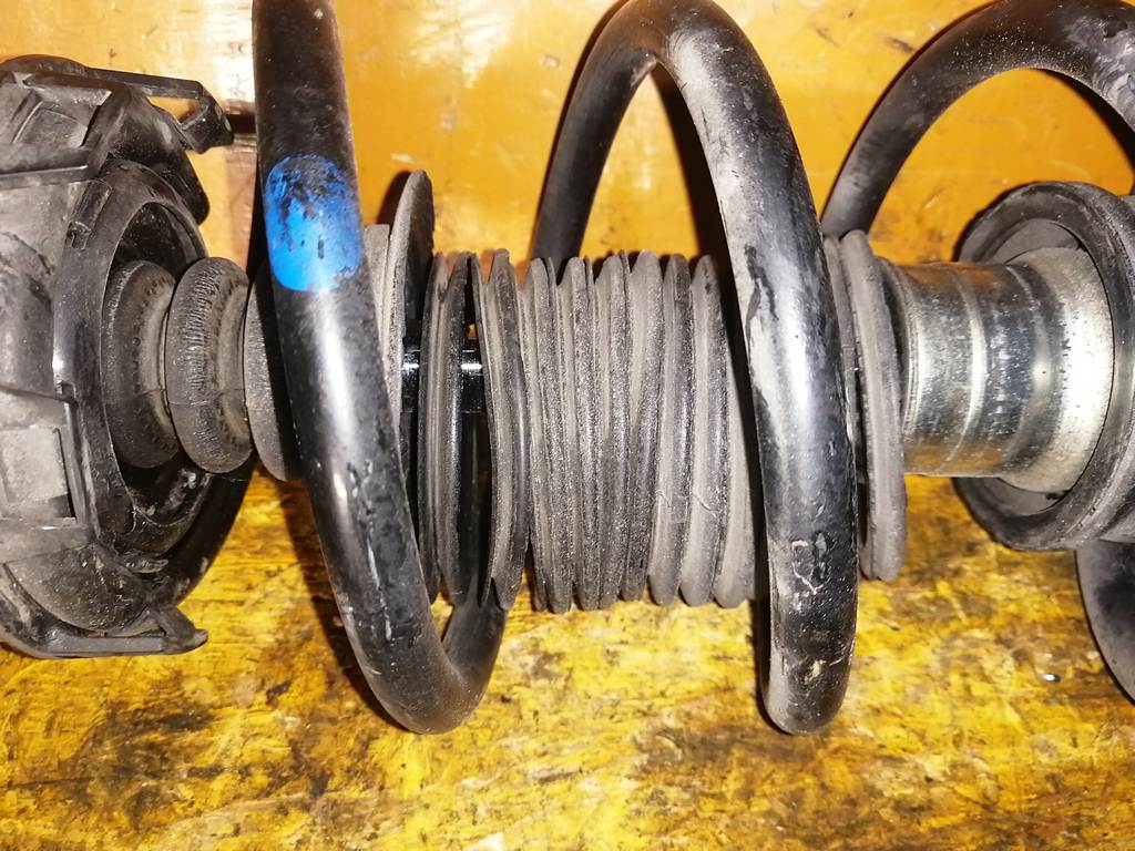 Подвеска Honda Mobilio Spike