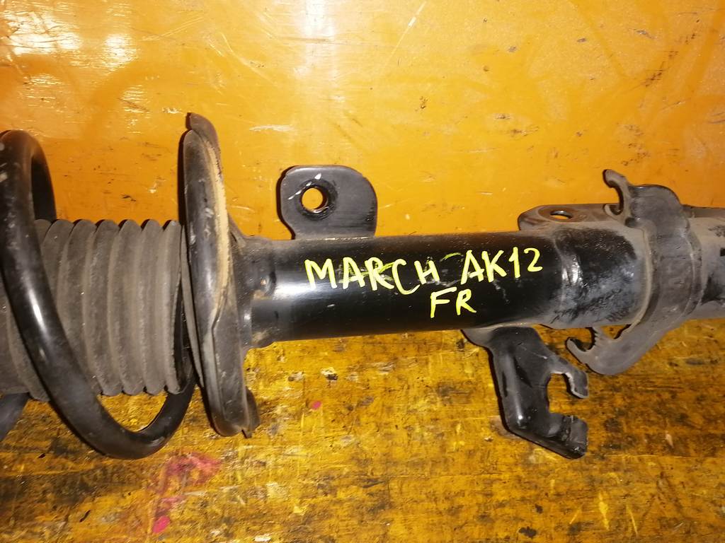 MARCH AK12 СТОЙКА ПЕРЕДНЯЯ ПРАВАЯ Nissan March