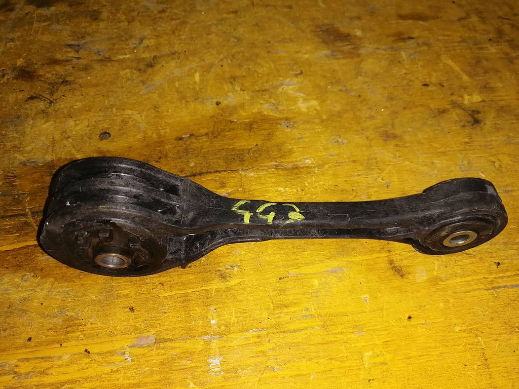 подушка двигателя Subaru Impreza