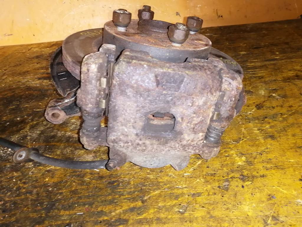 PASSO KGC35 СТУПИЦА ПЕРЕДНЯЯ ЛЕВАЯ ABS Toyota Passo