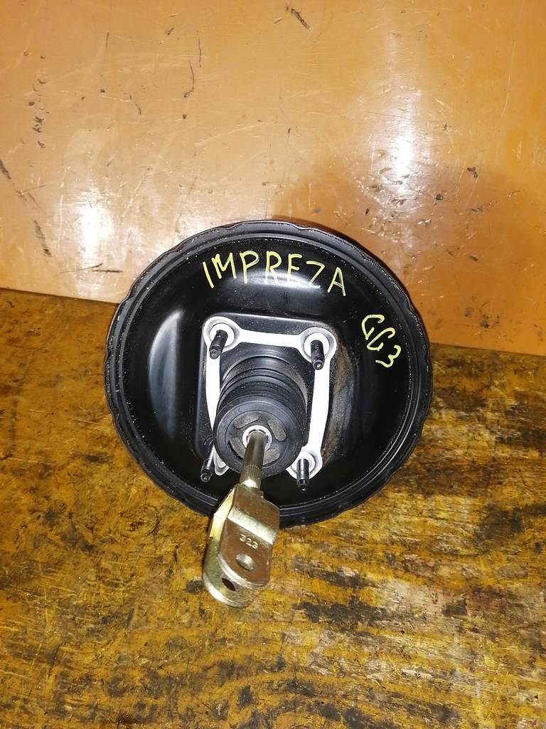 главный тормозной цилиндр Subaru Impreza