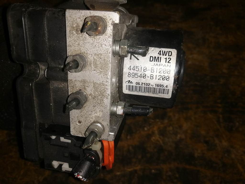 PASSO KGC35 БЛОК ABS 44510-B1200 Toyota Passo