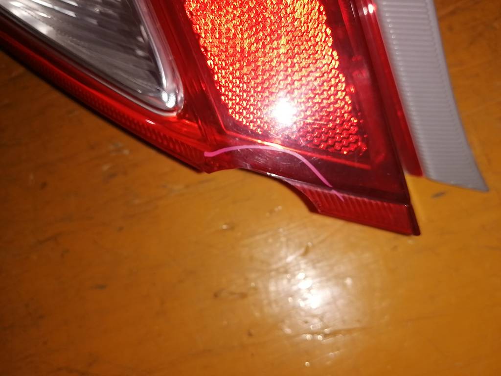 Осветительные приборы Toyota Vitz